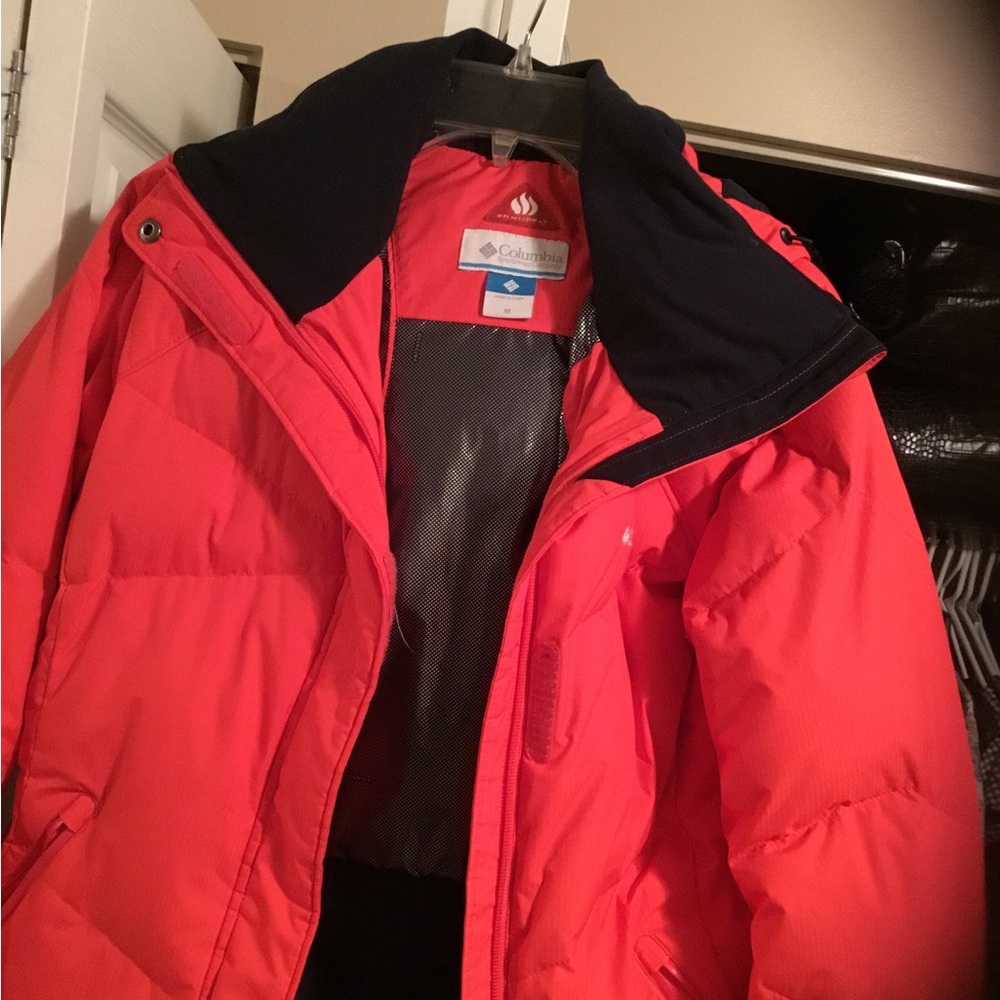 COLUMBIA Down Jacket with Hood Trim - Size Medium